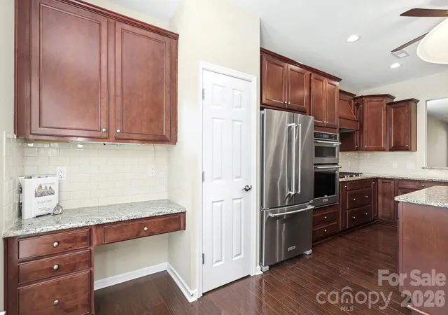 Photo 3 of Single family home for sale at 7419 Carolina Jessamine Ct, Fort Mill, SC 29707 | MLS# 4409196 | Listing updated on 2026-10-08