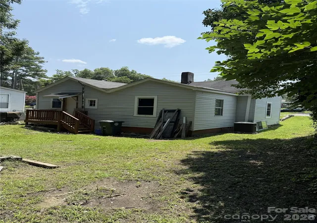 3rd image of 109 Starnes St, Chester, SC 29706 | MLS# 4409202