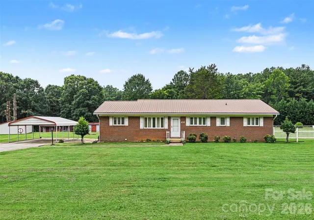 2nd image of 225 Oliphant Rd, Mooresville, NC 28115 | MLS# 4409209