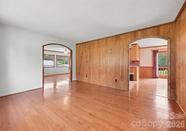 Photo 3 of Single family home for sale at 225 Oliphant Rd, Mooresville, NC 28115 | MLS# 4409209 | Listing updated on 2026-09-26