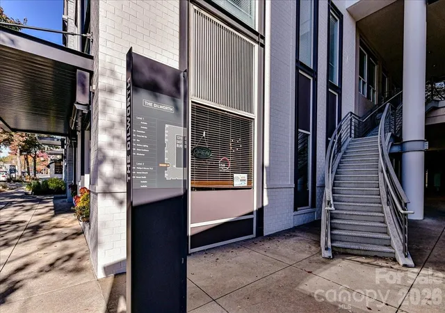 Photo 3 of Condo for sale at 1315 East Blvd #433, Charlotte, NC 28203 | MLS# 4409224 | Listing updated on 2026-10-06