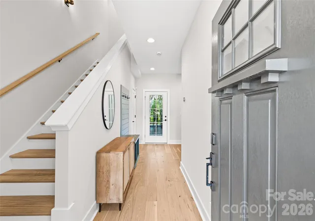 Photo 4 of Single family home for sale at 1429 Belle Terre Ave, Charlotte, NC 28205 | MLS# 4409233 | Listing updated on 2026-10-20