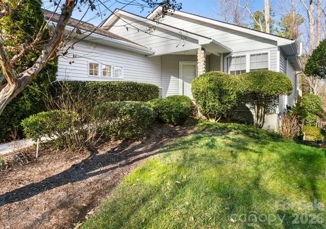 2nd image of 305 Ewarts Hill Rd, Hendersonville, NC 28739 | MLS# 4409242