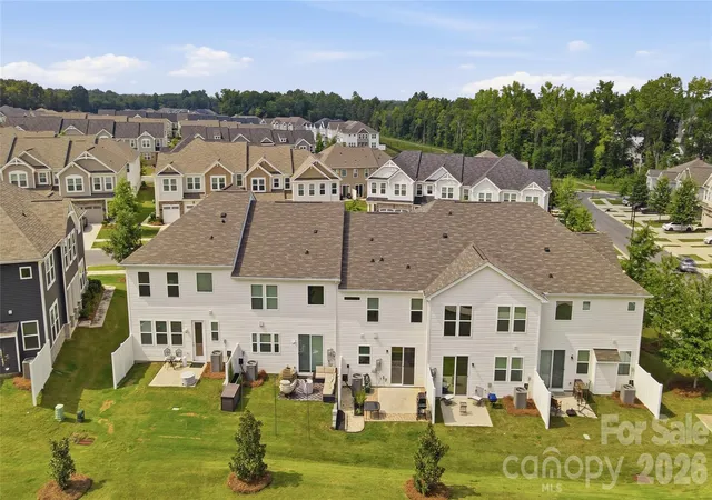 5th image of 15617 Little Bluestem St, Charlotte, NC 28278 | MLS# 4409246