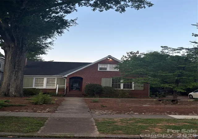 4th image of 228 Cottage Pl, Charlotte, NC 28207 | MLS# 4409250
