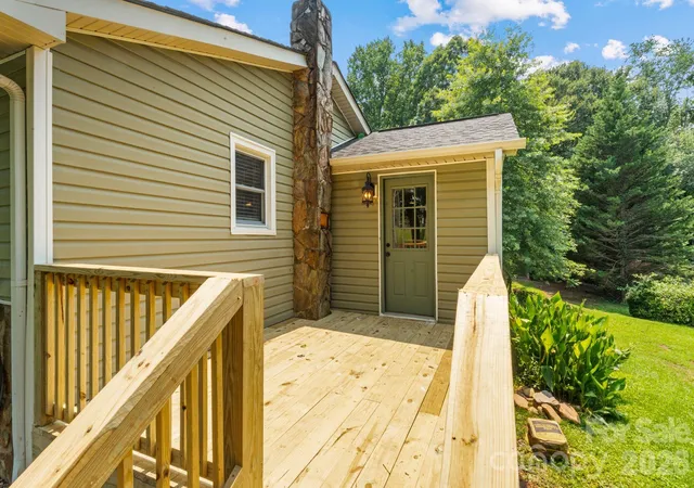 Photo 2 of Single family home for sale at 232 New Hope Way, Marion, NC 28752 | MLS# 4409290 | Listing updated on 2026-08-02