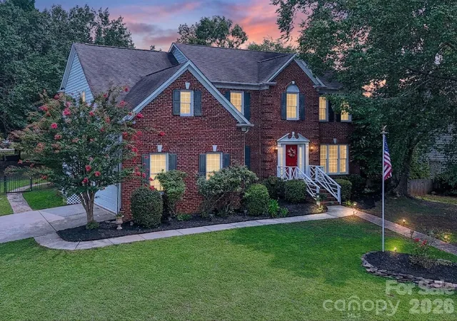 Photo 1 of Single family home for sale at 2805 Peverell Ln, Charlotte, NC 28270 | MLS# 4409293 | Listing updated on 2026-09-26