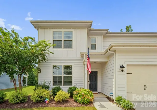 Photo 2 of Single family home for sale at 1809 Shelbourne Way, Fort Mill, SC 29707 | MLS# 4409296 | Listing updated on 2026-09-13