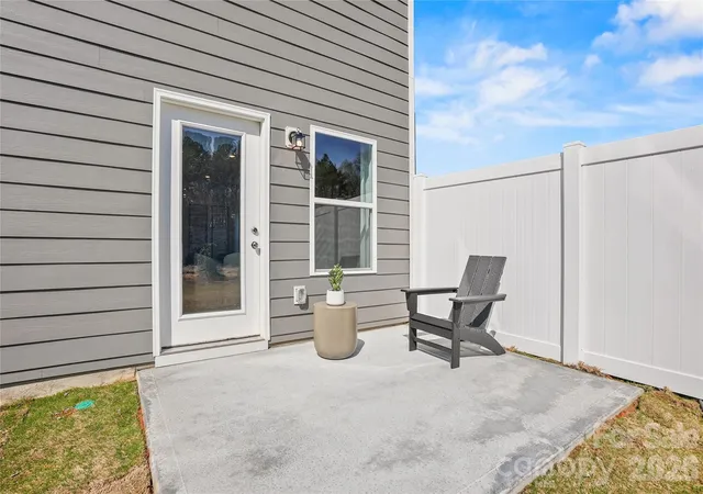 25th image of 13021 Muscovy Ct, Charlotte, NC 28269 | MLS# 4409306