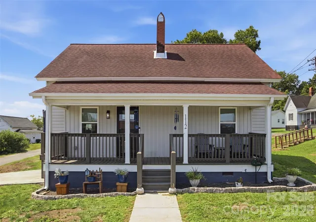 2nd image of 112 Pine St, Shelby, NC 28152 | MLS# 4409314