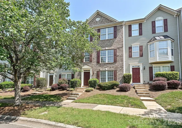 Photo 1 of Townhouse for sale at 9538 Blossom Hl Dr, Huntersville, NC 28078 | MLS# 4409322 | Listing updated on 2026-09-22