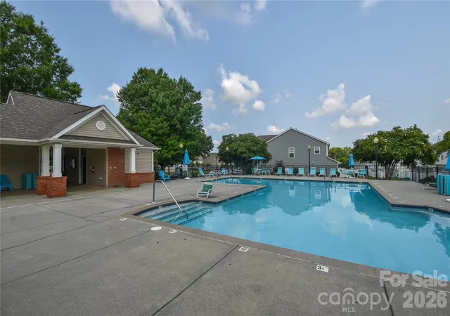 Photo 3 of Townhouse for sale at 12222 Stratfield Pl Cir, Pineville, NC 28134 | MLS# 4409338 | Listing updated on 2026-10-01