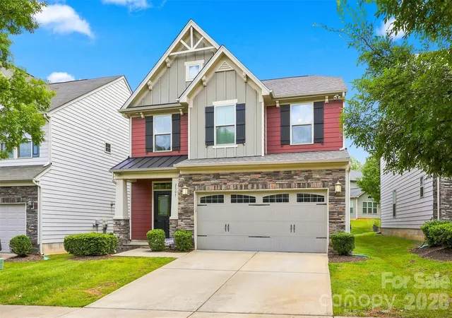 Photo 1 of Single family home for sale at 2507 Alyssa Ln, Charlotte, NC 28208 | MLS# 4409344 | Listing updated on 2026-08-11