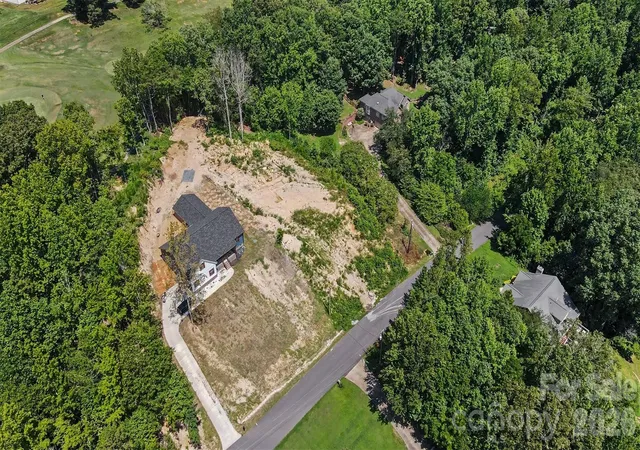 25th image of 157 Harbourtown Dr, Kings Mountain, NC 28086 | MLS# 4409351