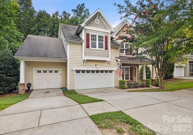 2nd image of 1334 Sarandon Dr, Matthews, NC 28104 | MLS# 4409363