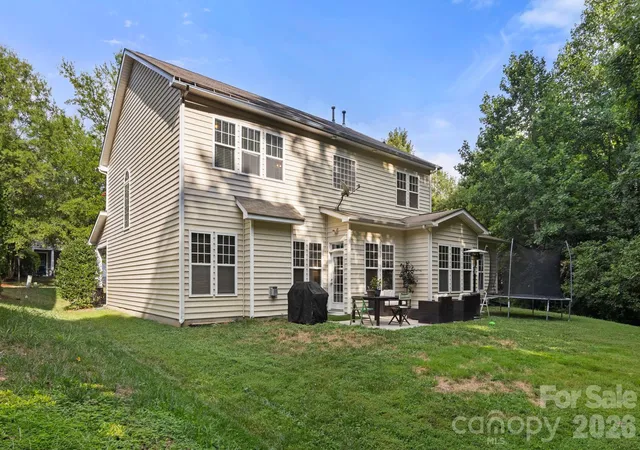 40th image of 1334 Sarandon Dr, Matthews, NC 28104 | MLS# 4409363
