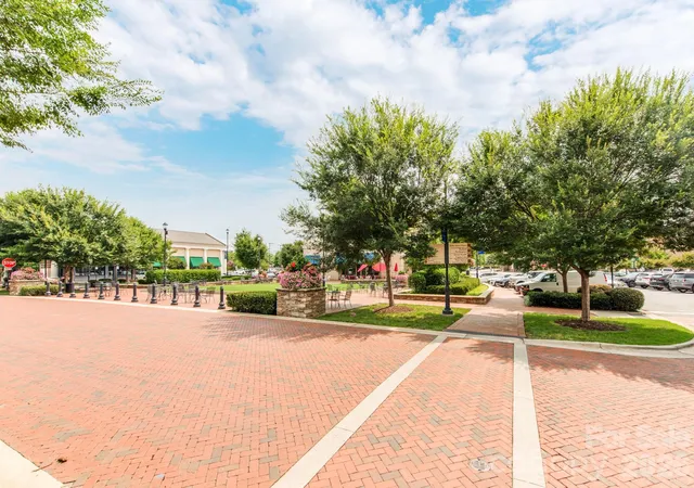 38th image of 8022 Cornhill Ave, Charlotte, NC 28277 | MLS# 4409382