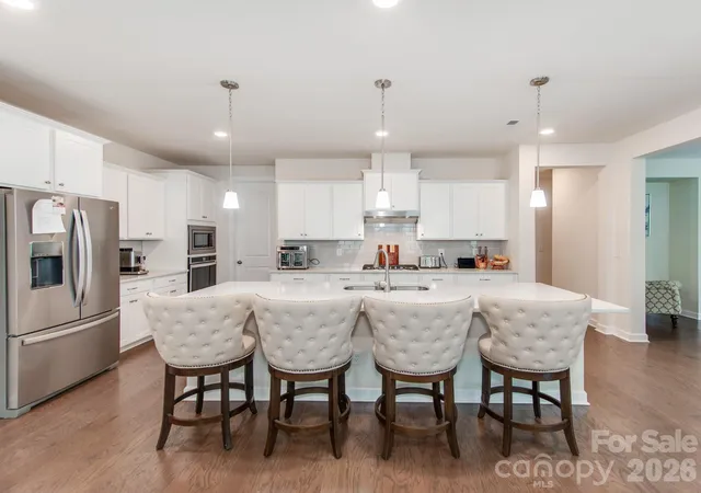 5th image of 8022 Cornhill Ave, Charlotte, NC 28277 | MLS# 4409382