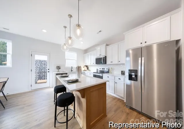 Photo 3 of Sale Pending at 5014 Clairmont Rd #3, Charlotte, NC 28208 | MLS# 4409391 | Listing updated on 2026-08-01