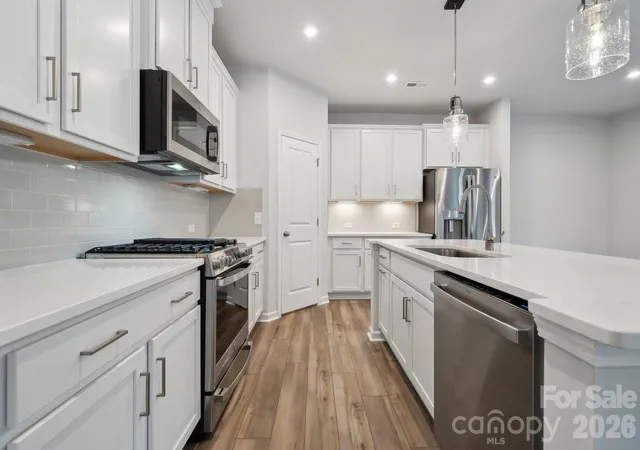 1st image of 3021 Shaver Ridge Ln, Charlotte, NC 28215 | MLS# 4409395