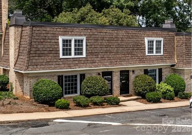 Photo 2 of Condo for sale at 3500 Colony Rd #E, Charlotte, NC 28211 | MLS# 4409416 | Listing updated on 2026-08-16