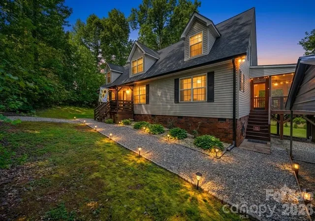 Photo 1 of Single family home for sale at 241 Goble Rd, Statesville, NC 28625 | MLS# 4409423 | Listing updated on 2026-08-17