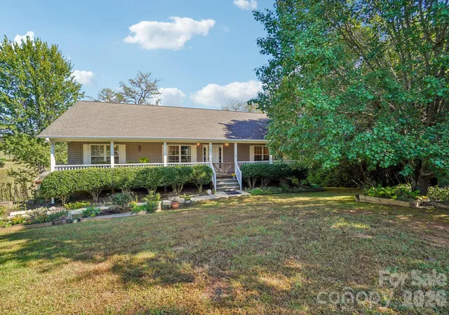 Photo 1 of Single family home for sale at 499 Flint Hl Rd, Alexander, NC 28701 | MLS# 4409425 | Listing updated on 2026-10-20