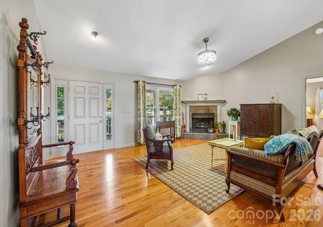 Photo 4 of Single family home for sale at 499 Flint Hl Rd, Alexander, NC 28701 | MLS# 4409425 | Listing updated on 2026-10-20