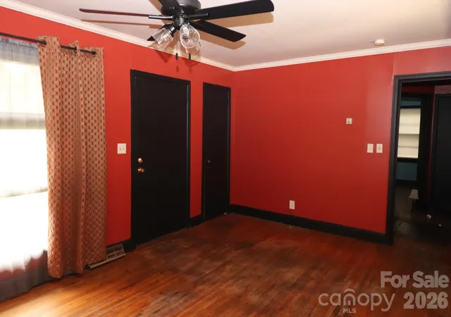 Photo 3 of Single family home for sale at 608 Westwood Cir, Gastonia, NC 28052 | MLS# 4409426 | Listing updated on 2026-08-01