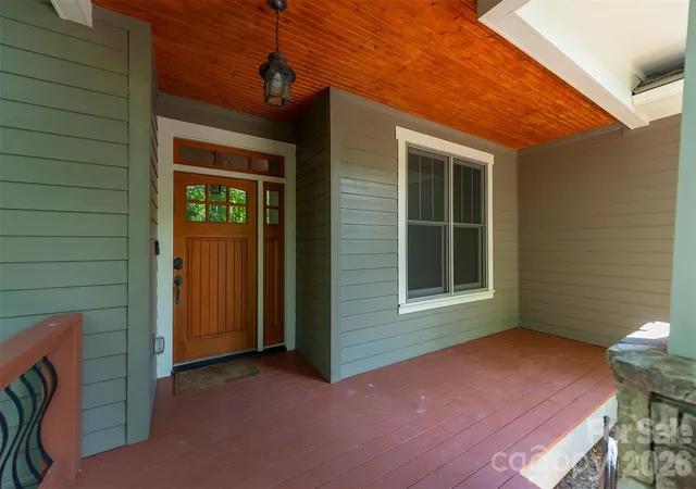 Photo 3 of Single family home for sale at 416 Ivy Rd, Black Mountain, NC 28711 | MLS# 4409427 | Listing updated on 2026-09-25
