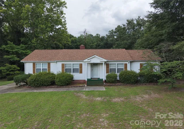 Photo 1 of Single family home for sale at 227 W Main St, Morven, NC 28119 | MLS# 4409438 | Listing updated on 2026-08-26