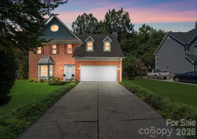 Photo 1 of Sale Pending at 13315 Kintyre Ct, Matthews, NC 28105 | MLS# 4409441 | Listing updated on 2026-08-24