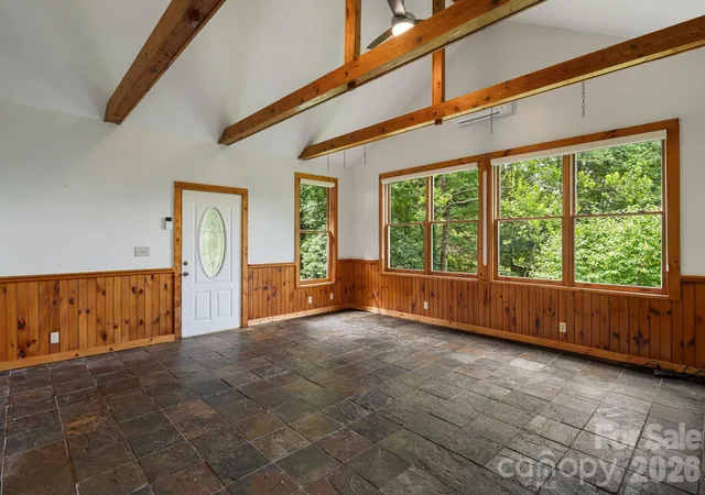 Photo 3 of Single family home for sale at 125 Hyacinth Dr, Clyde, NC 28721 | MLS# 4409445 | Listing updated on 2026-10-02