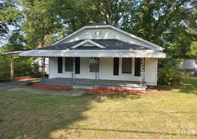 2nd image of 1905 Crestmont Ave, Kannapolis, NC 28081 | MLS# 4409449