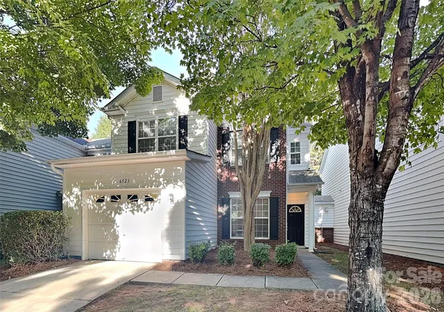 Photo 1 of Townhouse for sale at 6523 Avonlea Ct, Charlotte, NC 28269 | MLS# 4409482 | Listing updated on 2026-10-16