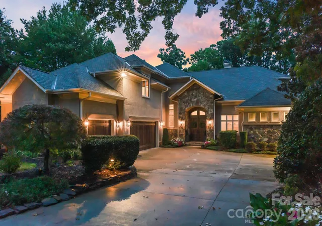 2nd image of 11808 Pleasant Wyatt Pl, Charlotte, NC 28277 | MLS# 4409483