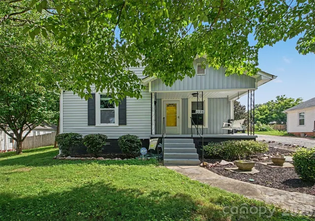 2nd image of 1104 Venus St, Kannapolis, NC 28083 | MLS# 4409485