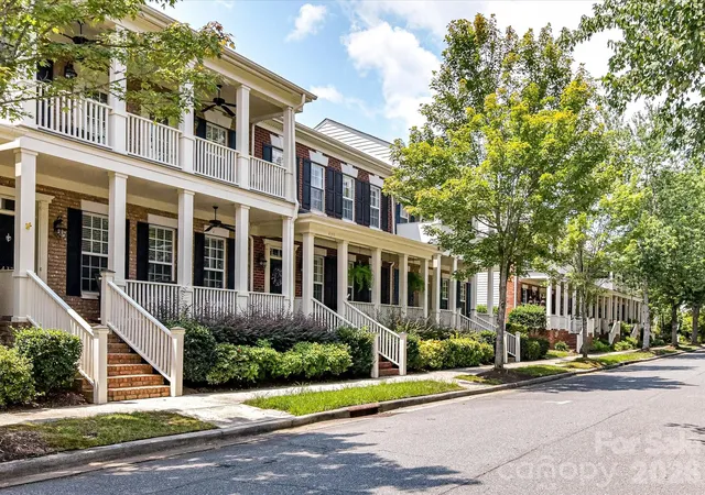 3rd image of 439 Ohenry Ave, Davidson, NC 28036 | MLS# 4409491