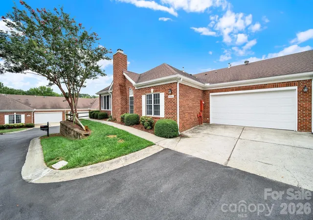 3rd image of 8368 Windsor Ridge Dr, Charlotte, NC 28277 | MLS# 4409492