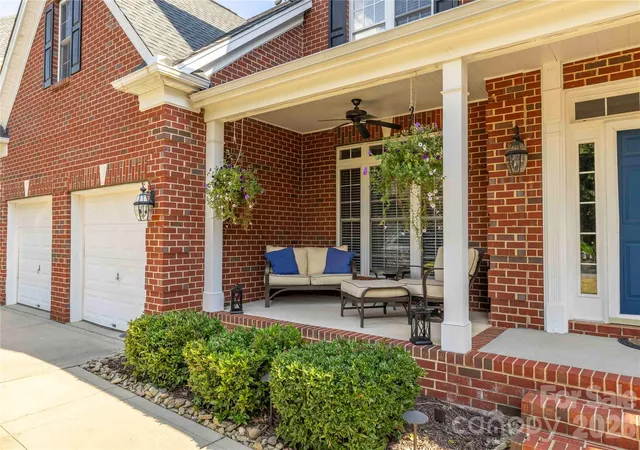 Photo 2 of Single family home for sale at 19008 Hampton Woods Ct, Cornelius, NC 28031 | MLS# 4409503 | Listing updated on 2026-10-04