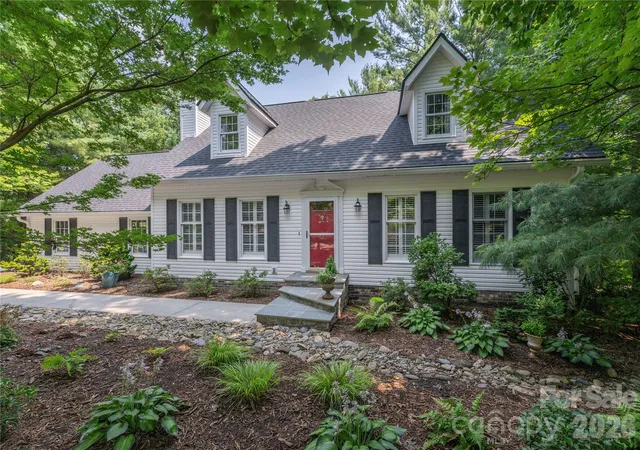 1st image of 26 Moriah Ln, Asheville, NC 28803 | MLS# 4409521