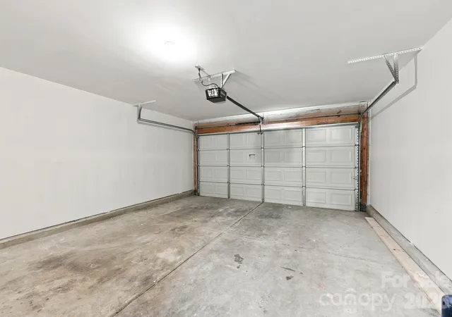 Photo 3 of Sale Pending at 8207 Belmont Stables Dr, Charlotte, NC 28216 | MLS# 4409546 | Listing updated on 2026-09-19