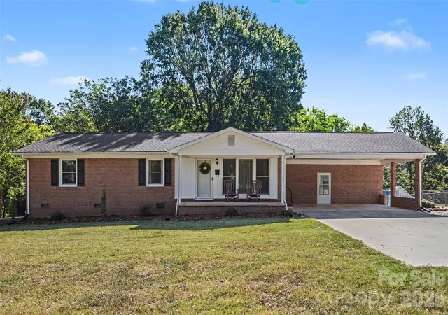 Photo 1 of Single family home for sale at 1555 Hess Rd, Concord, NC 28025 | MLS# 4409569 | Listing updated on 2026-10-02