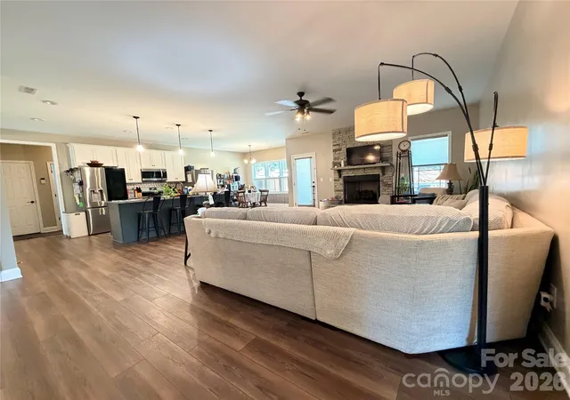 Photo 3 of Single family home for sale at 10 Mooney Dr, Taylorsville, NC 28681 | MLS# 4409587 | Listing updated on 2026-09-23