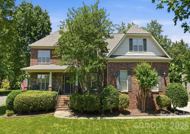 Single family home for sale at 705 Glenn Allen Way, Fort Mill, SC 29715 | MLS# 4409601