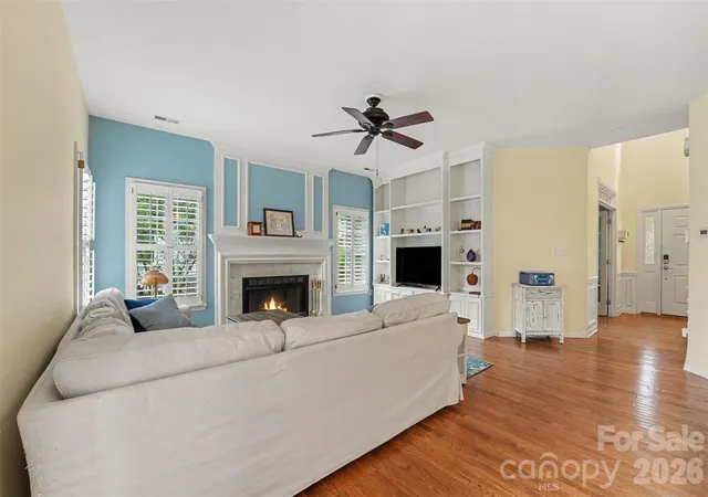 Photo 4 of Single family home for sale at 21315 Harken Dr, Cornelius, NC 28031 | MLS# 4409603 | Listing updated on 2026-09-12