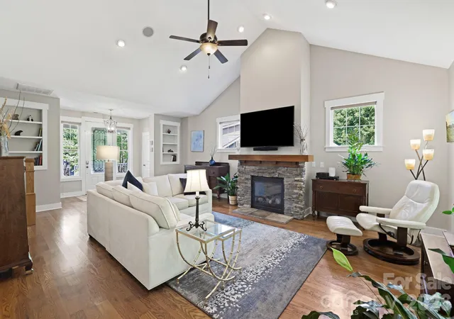5th image of 6 Bungalow Wy, Asheville, NC 28804 | MLS# 4409610