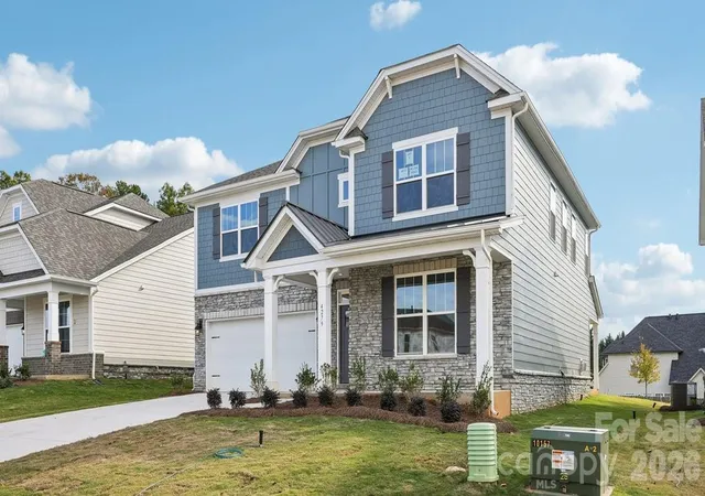 Photo 2 of Single family home for sale at 4279 Round Table Dr, Gastonia, NC 28056 | MLS# 4409620 | Listing updated on 2026-10-29