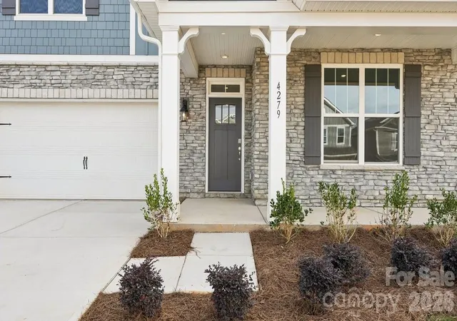 Photo 3 of Single family home for sale at 4279 Round Table Dr, Gastonia, NC 28056 | MLS# 4409620 | Listing updated on 2026-10-29