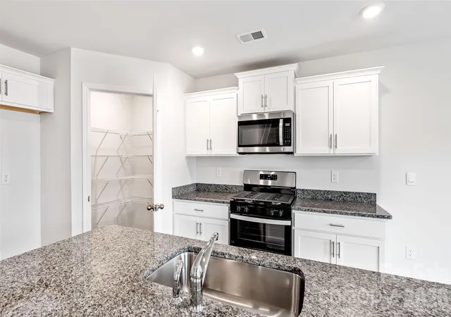 Photo 3 of Single family home for sale at 222 Hyder Ridge Rd, Asheville, NC 28804 | MLS# 4409630 | Listing updated on 2026-10-03